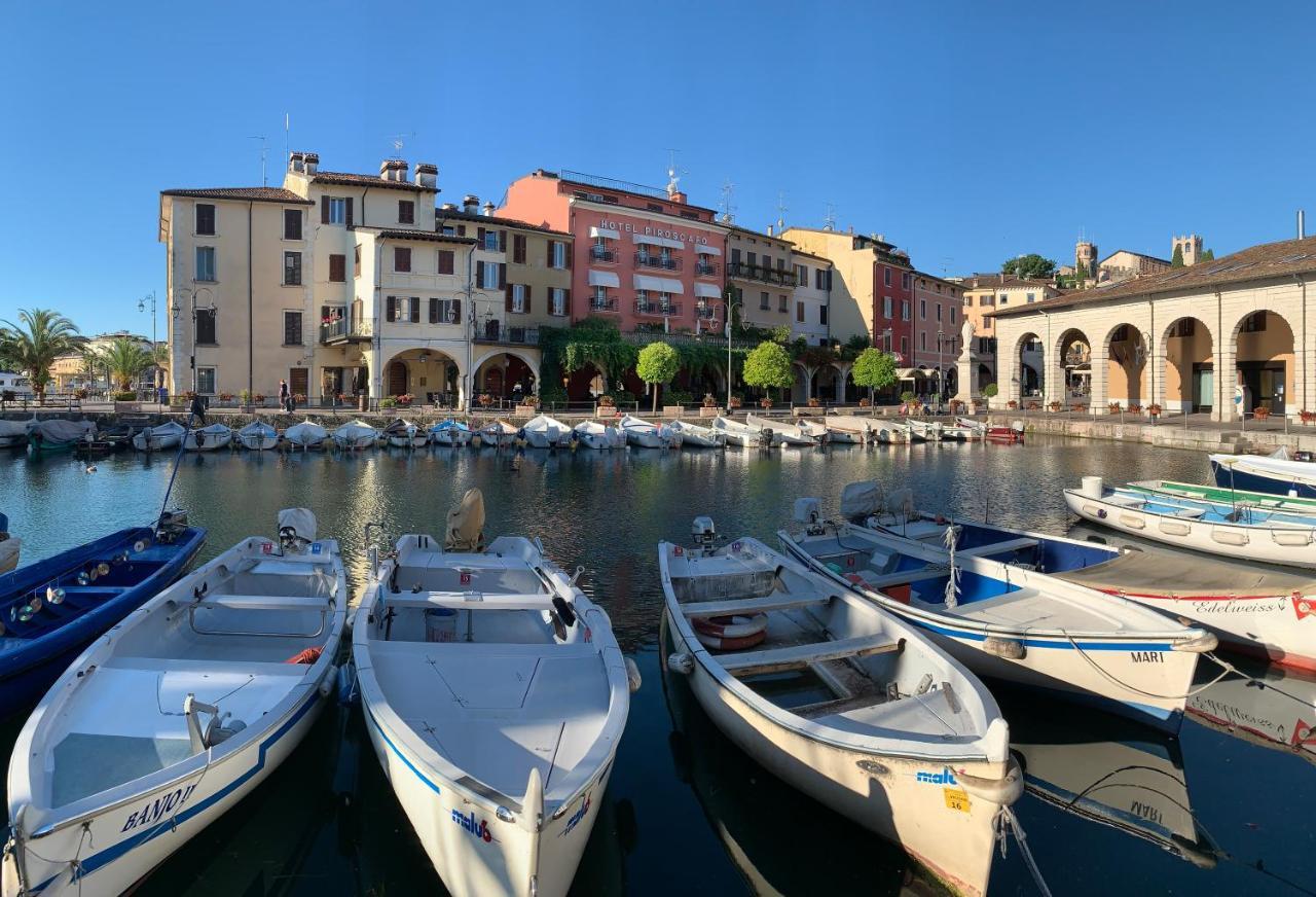 Hotel Piroscafo Desenzano del Garda Ngoại thất bức ảnh
