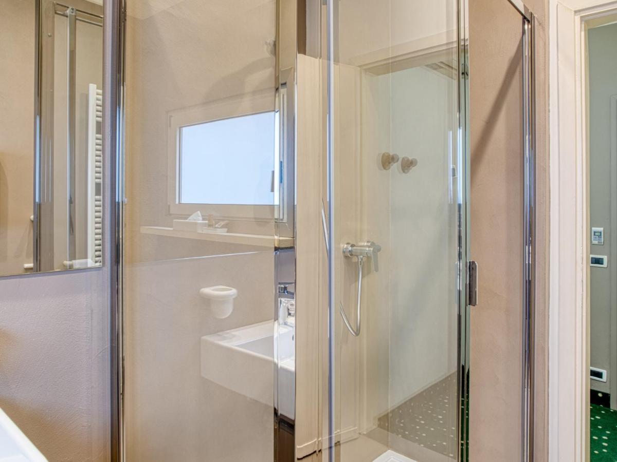 Hotel Piroscafo Desenzano del Garda Ngoại thất bức ảnh