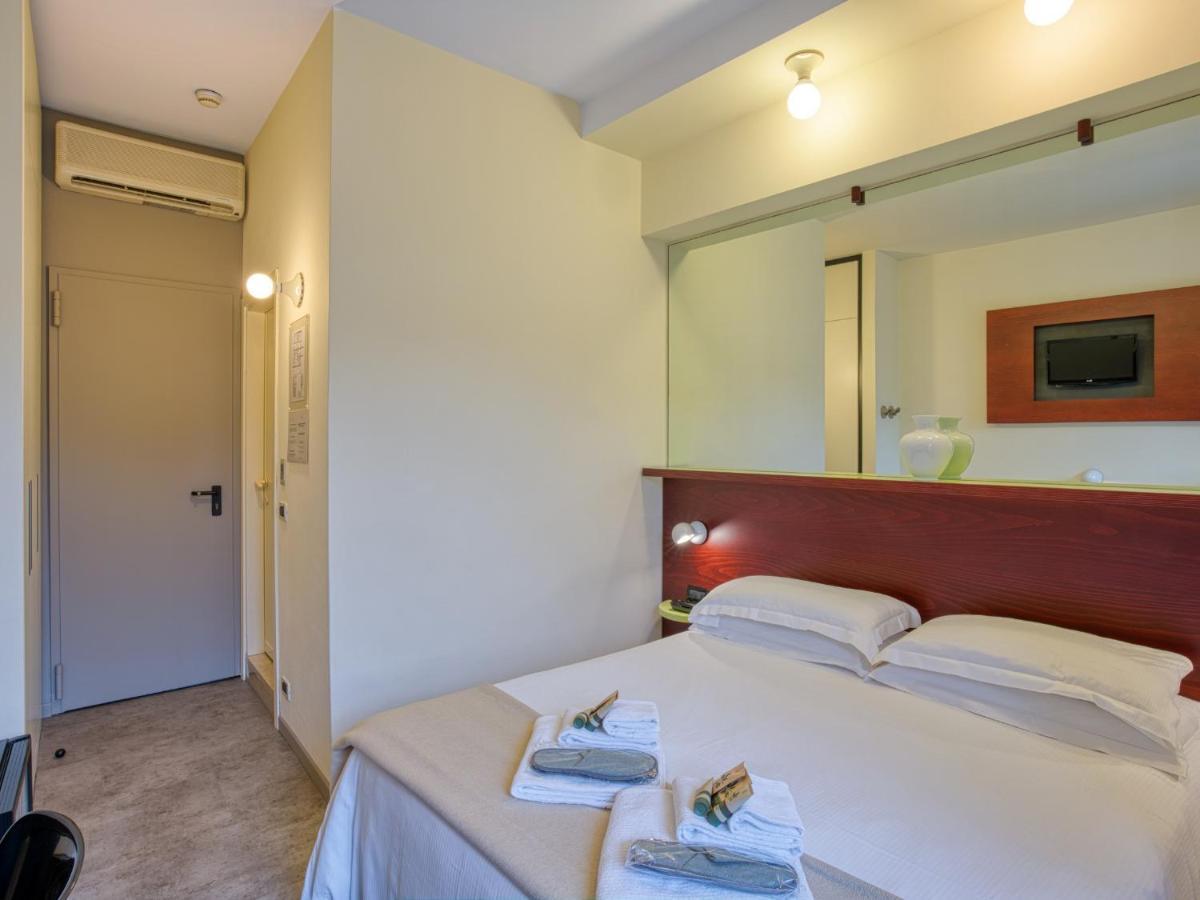 Hotel Piroscafo Desenzano del Garda Ngoại thất bức ảnh