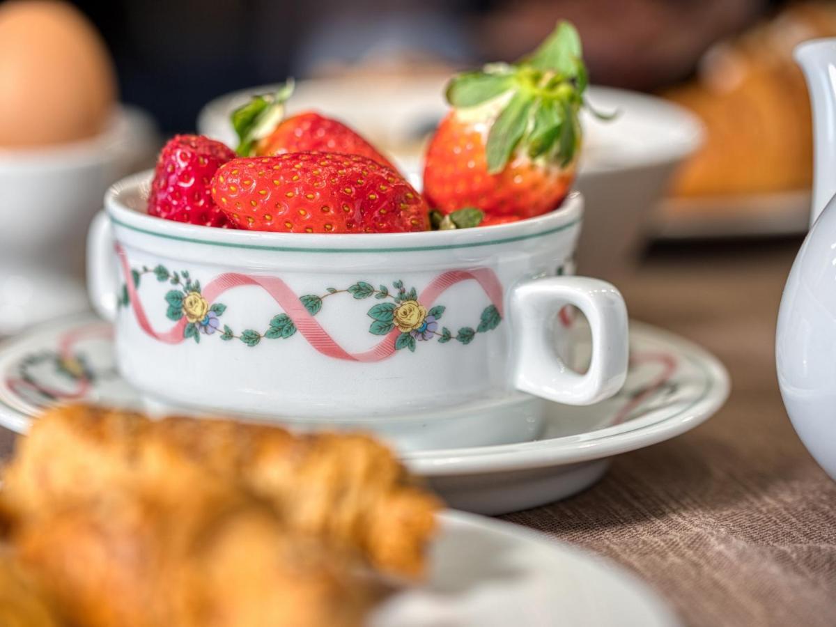 Hotel Piroscafo Desenzano del Garda Ngoại thất bức ảnh