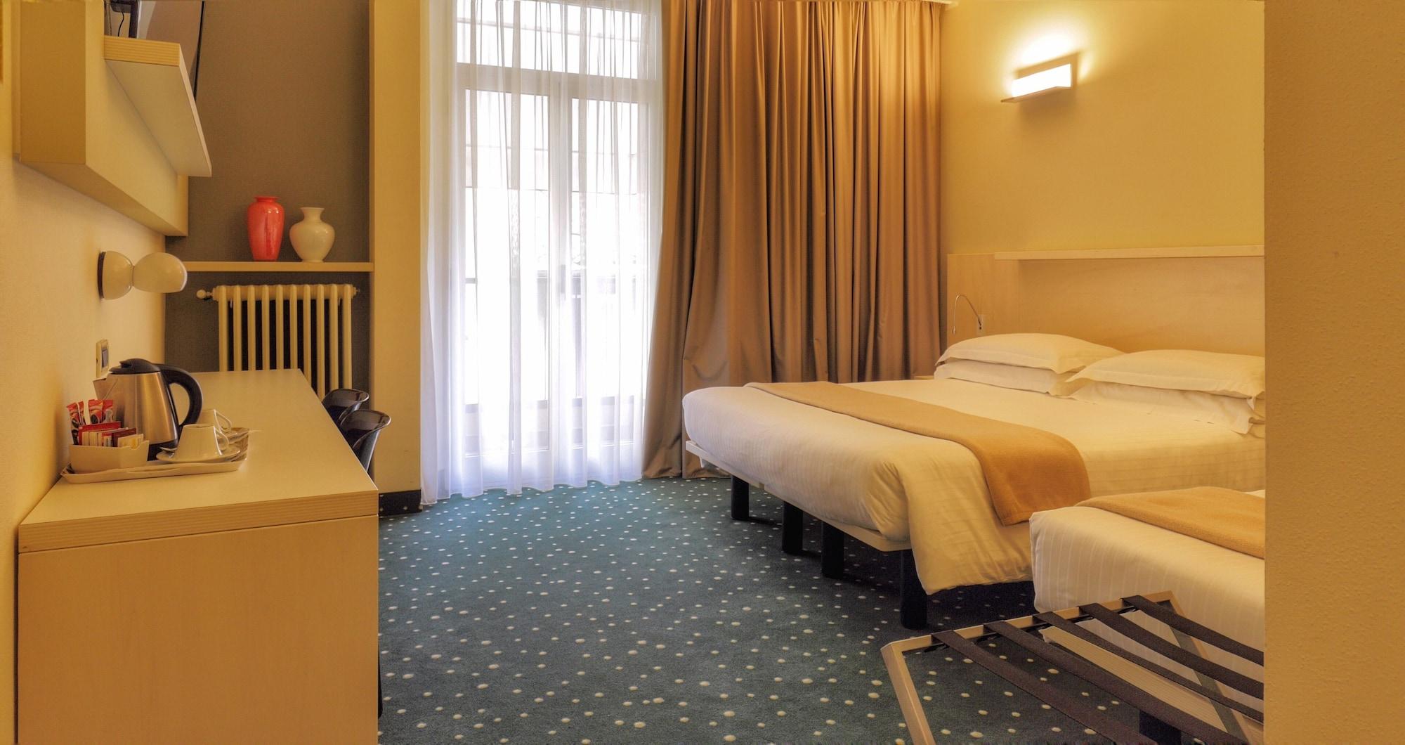 Hotel Piroscafo Desenzano del Garda Ngoại thất bức ảnh
