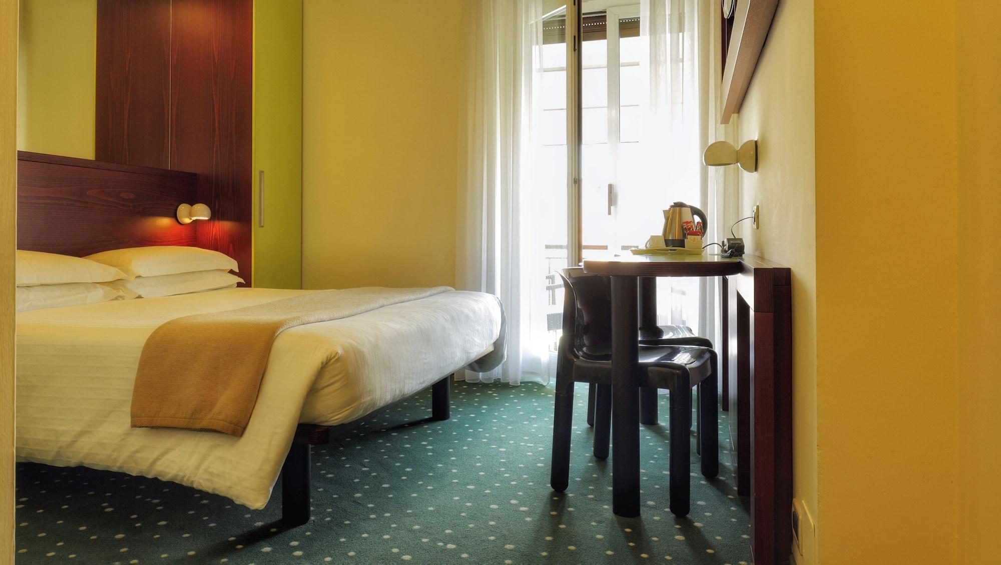 Hotel Piroscafo Desenzano del Garda Ngoại thất bức ảnh
