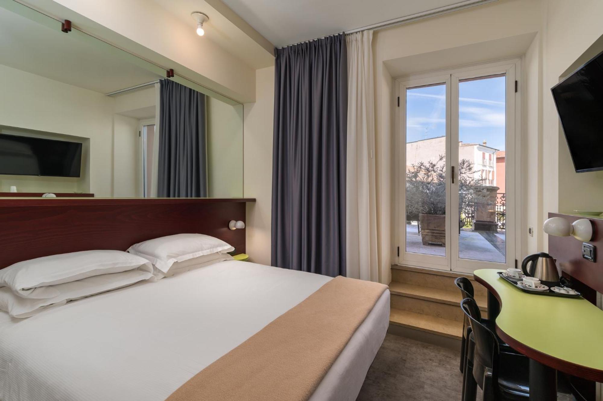 Hotel Piroscafo Desenzano del Garda Ngoại thất bức ảnh